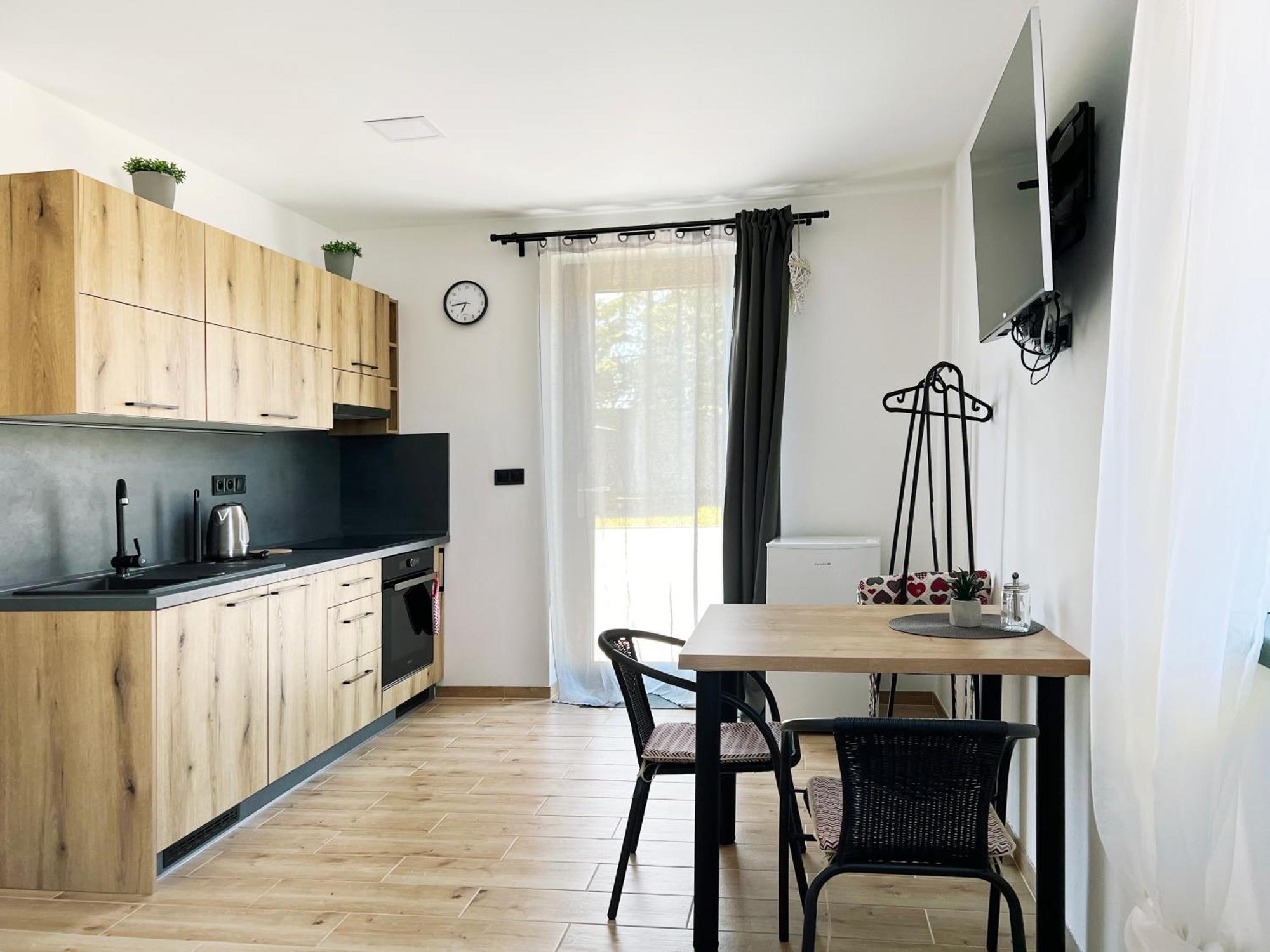 Pod Javorem Apartment Nova Bystrice